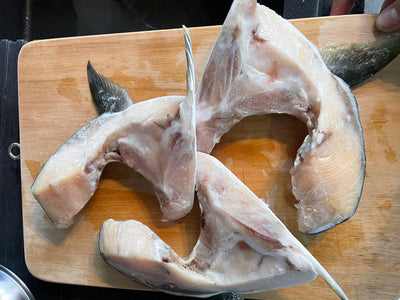ハマチ首輪 鰤鱼颈部 900g - 1kg