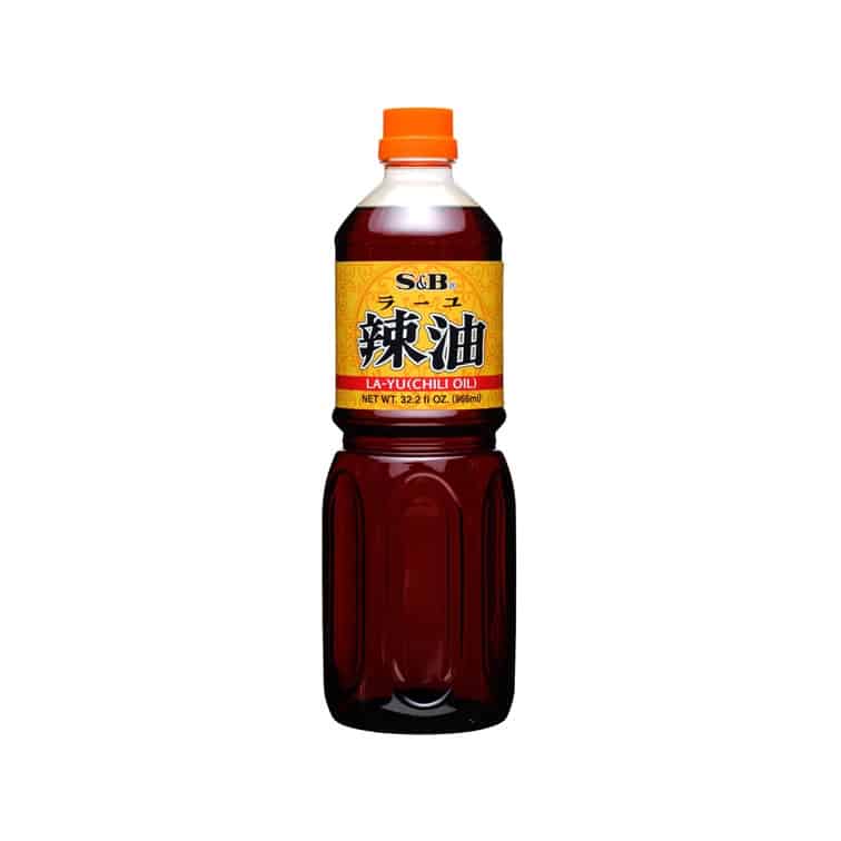 [CLEARANCE SALE!] "S&B" La-Yu Chilli Oil 920g
